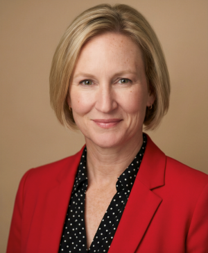 headshot of Leslie Rissler